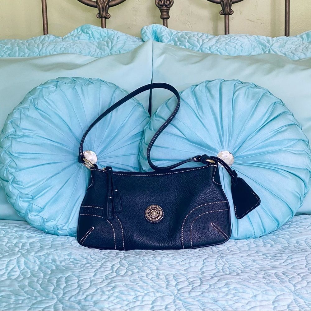 Dooney & Bourke Vintage Black Leather Shoulder Bag